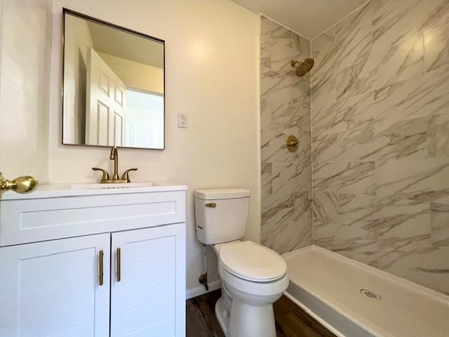 Building Photo - 938 E 12th St