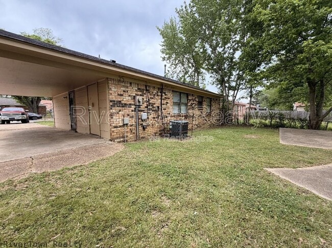 Building Photo - 4850 Applestone St