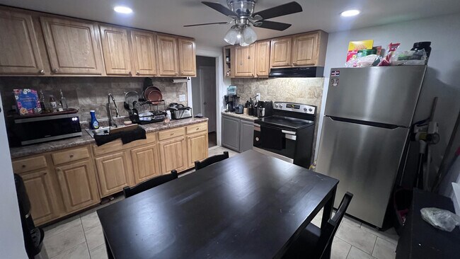 Kitchen (11 1/2 ft by 12) - 1012 Main St
