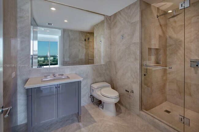 Building Photo - 9349 Collins Ave