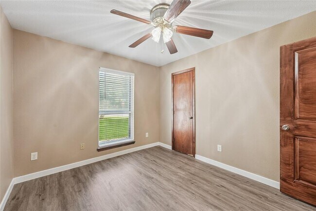 Building Photo - 3751 Glade Forest Dr
