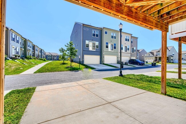 Building Photo - 1324 Ricketts Rd