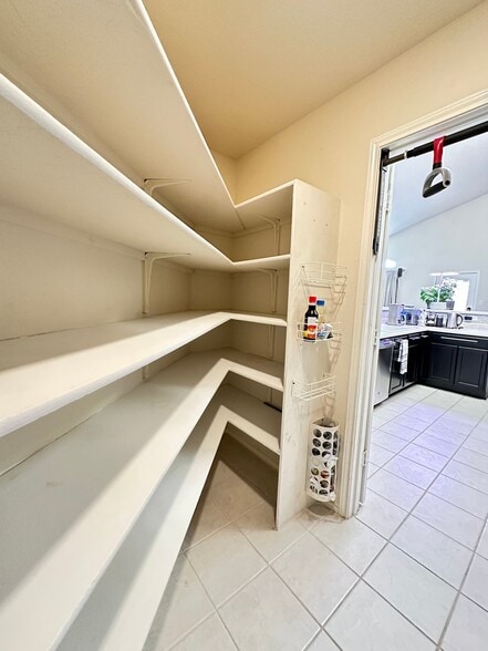 Building Photo - 4505 Sydney Harbour Ct
