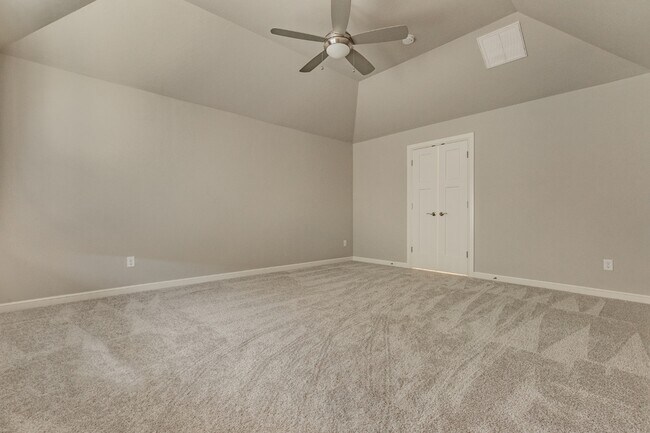 Building Photo - 6296 NW 178th Ter