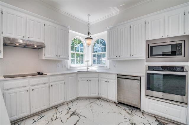 Building Photo - 1526 Bonanza Ct