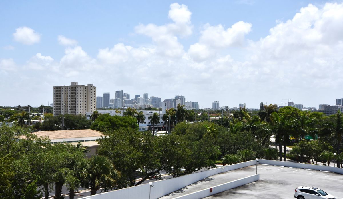 Building Photo - 1160 N Federal Hwy