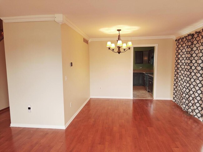 Building Photo - 43782 Nowland Dr