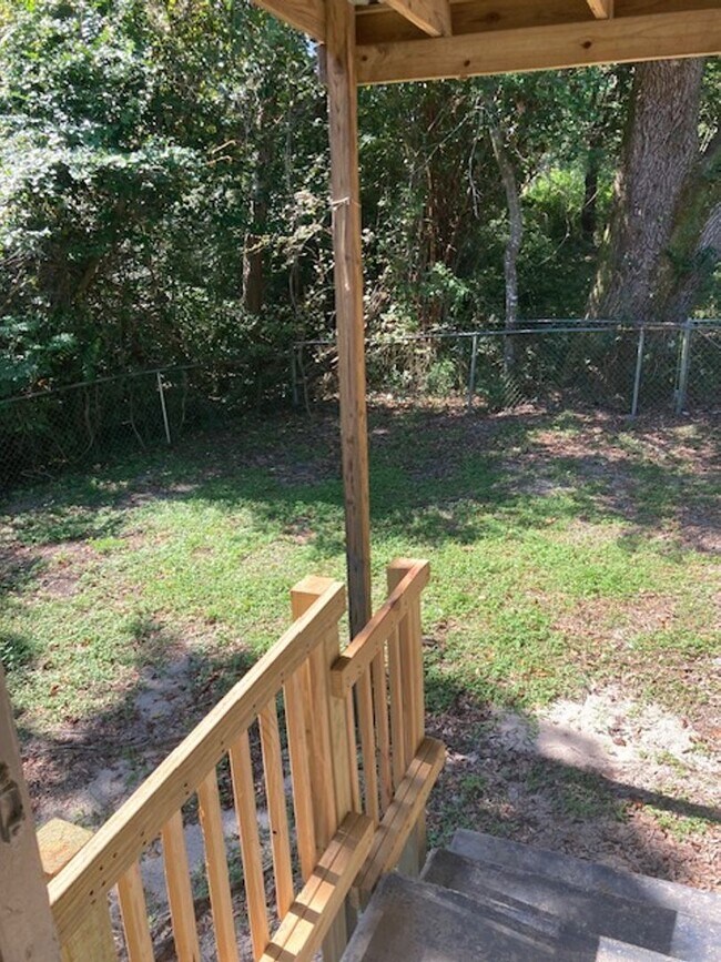 Building Photo - 340 Stone Cir
