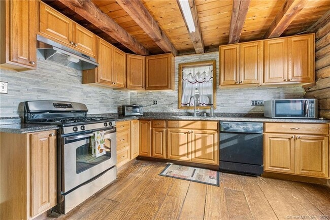 Building Photo - 30 Hungerford Rd