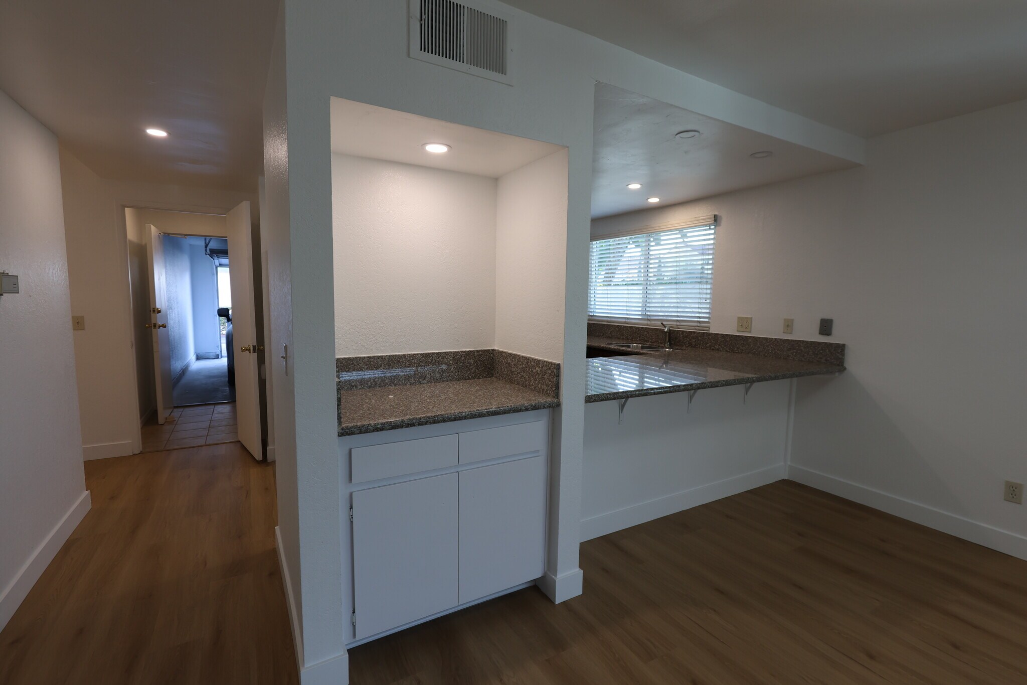 Building Photo - 4034 Nobel Dr