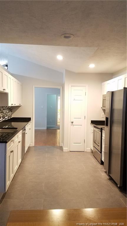 Building Photo - 104 Bayou Ct