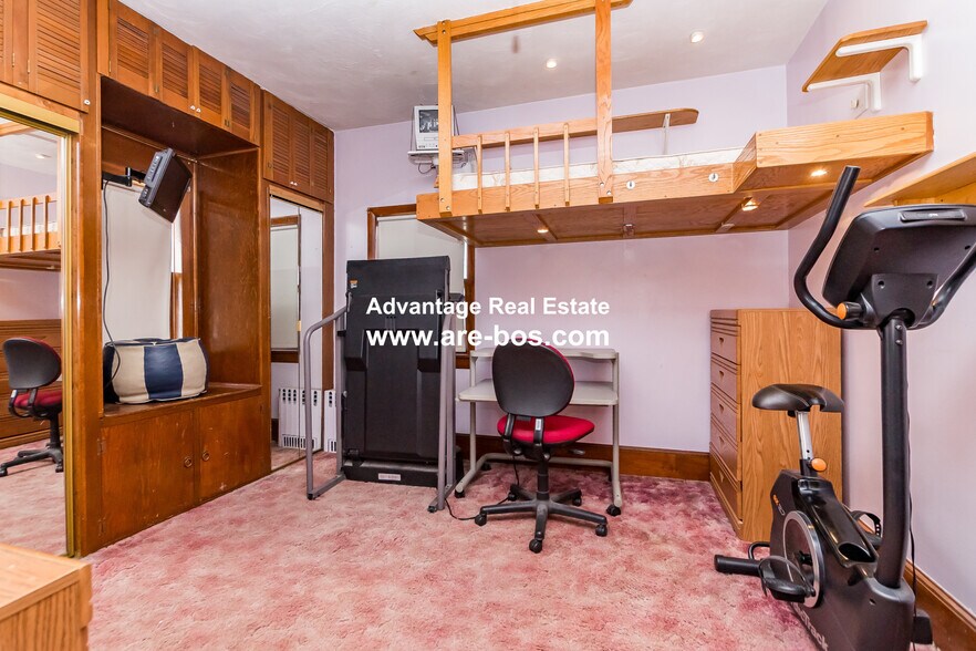 Building Photo - 83 Litchfield St