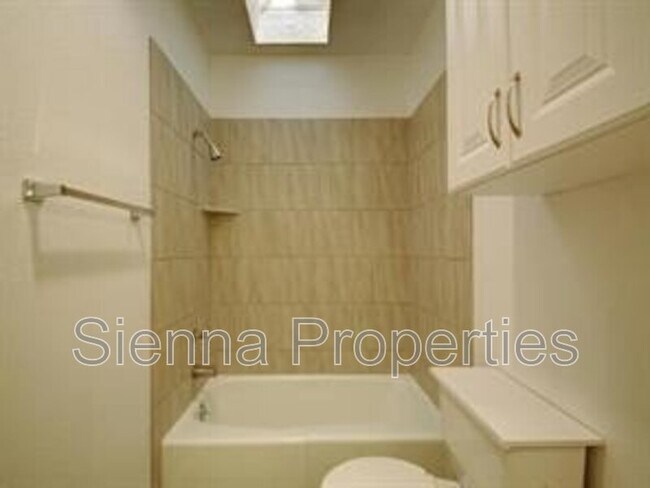 Building Photo - 9206 Kempler Dr
