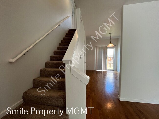 Building Photo - 18251 SW Orlov Ct