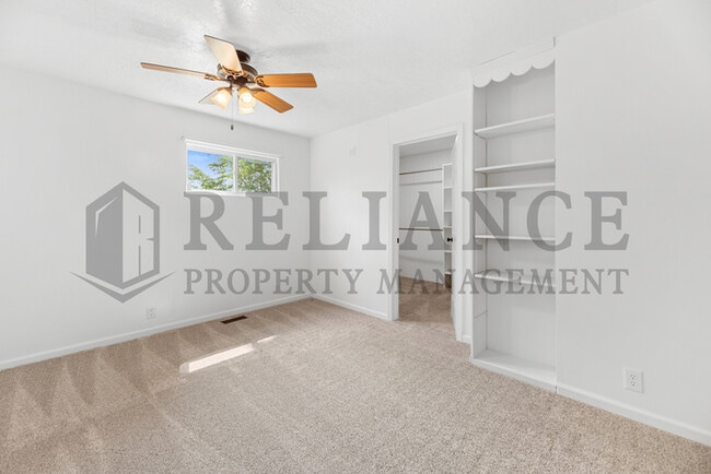 Building Photo - 1008 N Edgemoor St