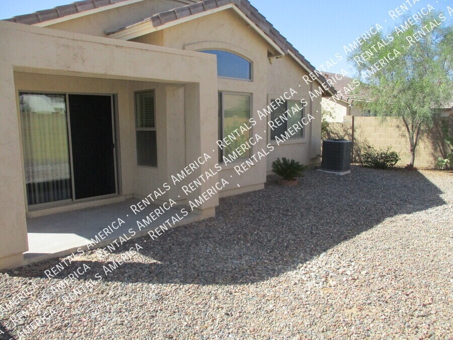 Building Photo - 1328 Natasha Dr