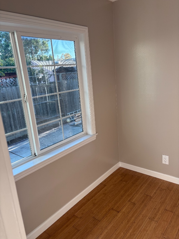 Building Photo - 971 S 7th St