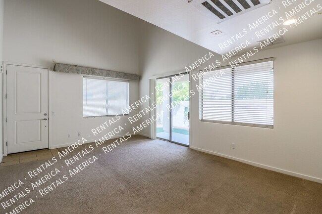 Building Photo - 544 N Alma School Rd