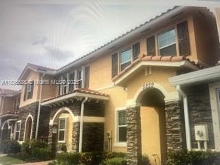 Building Photo - 5259 Ashley River Rd