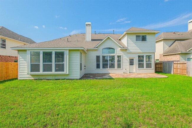 Building Photo - 17627 Quiet Loch Ln