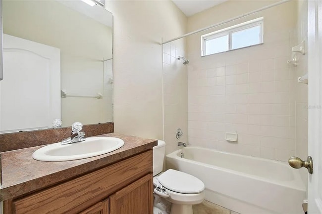 Building Photo - 15841 Pond Rush Ct