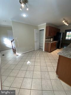 Building Photo - 6930 Hamilton Ct