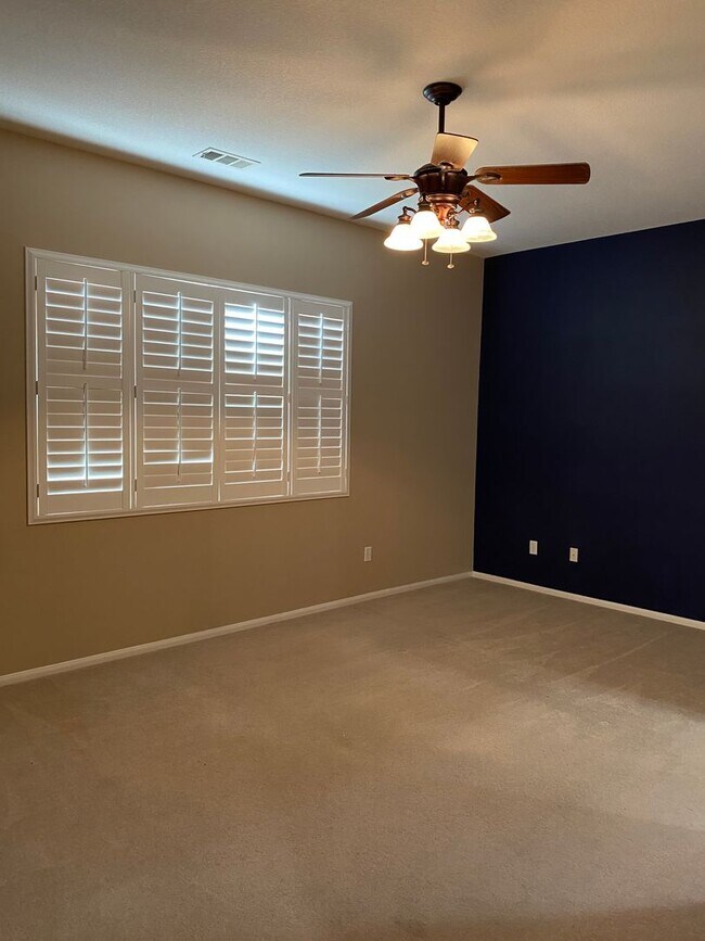 Building Photo - Beautiful Home in 55+ Community