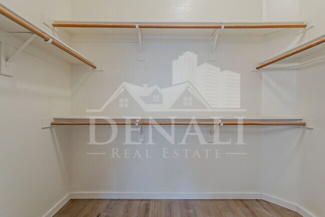 Building Photo - 15728 N 104th St