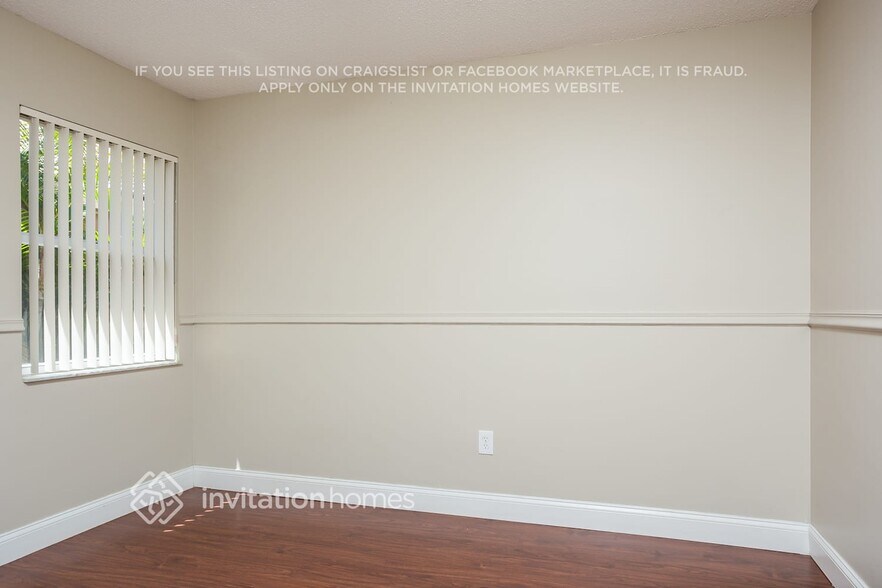 Building Photo - 15927 SW 82nd St