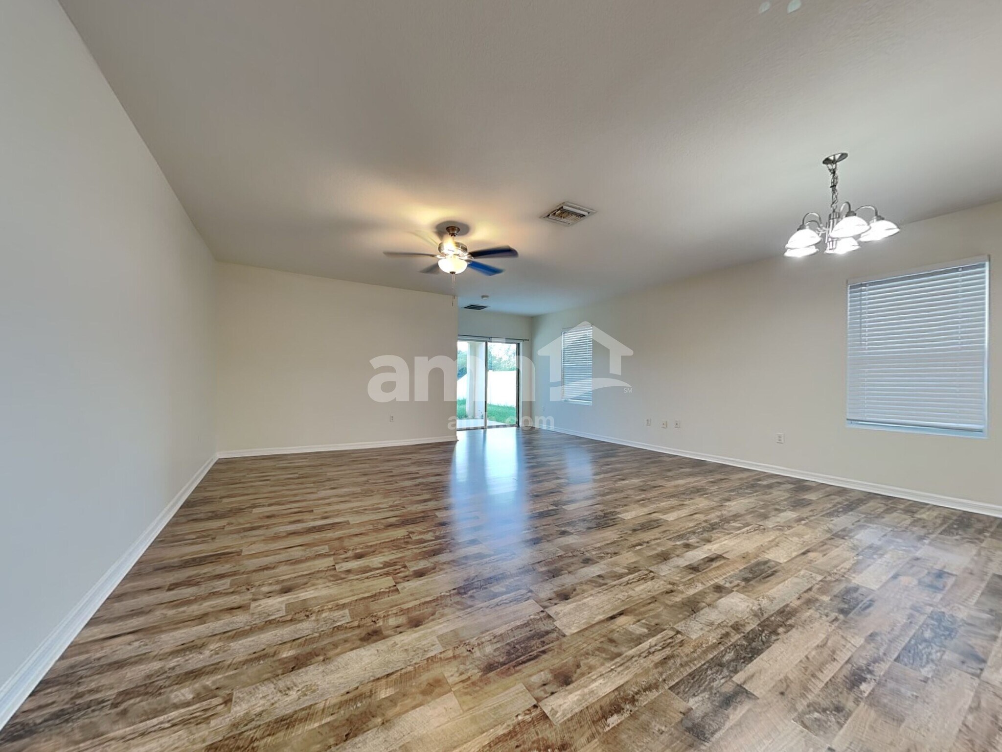 Building Photo - 3825 Crystal Dew St