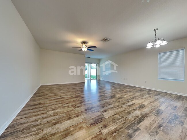 Building Photo - 3825 Crystal Dew St