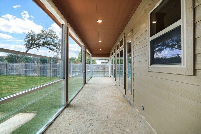 Building Photo - 8626 Glass Gem Dr