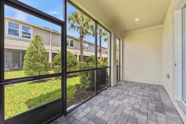 Building Photo - 2587 Everglade Way