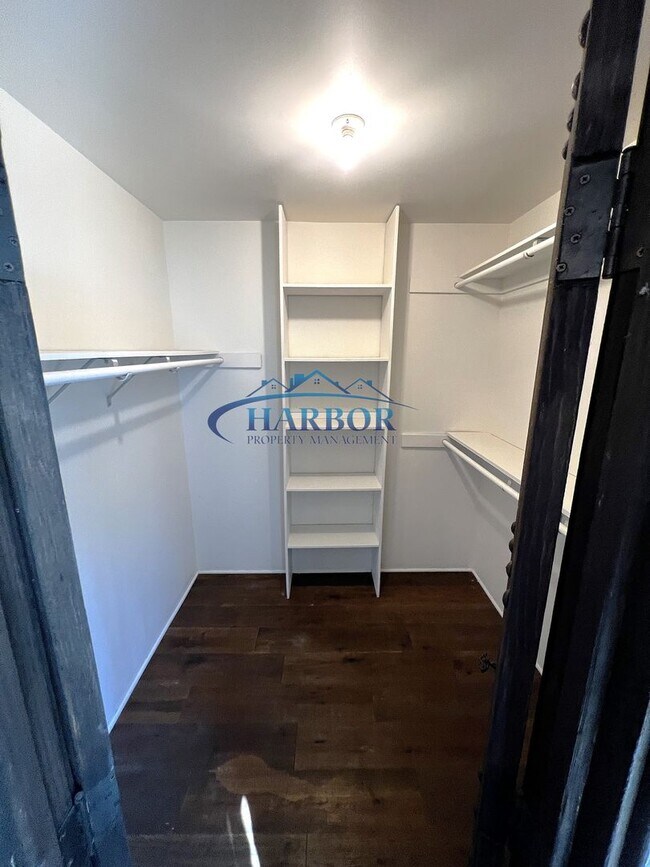 Building Photo - 3608 W Estates Ln