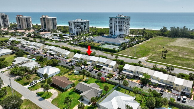 Building Photo - 2707 N Hwy A1A