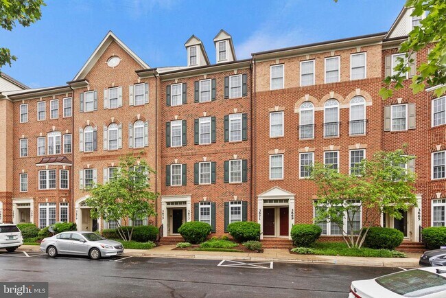 Primary Photo - 3675 Spring Hollow Ln
