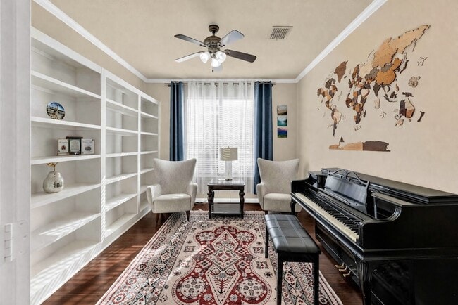 Building Photo - 7305 Oak Leaf Dr