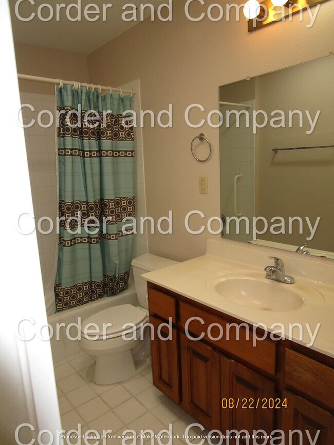Building Photo - Cute 2 Bedroom, 2 Bathroom, 2 Car Garage and 1,562 Sq. Ft. home in 55+ Community in Rio Rancho.