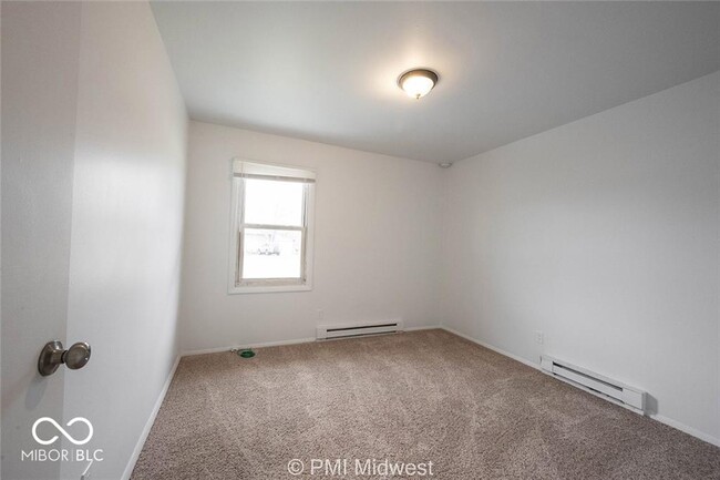 Building Photo - 4881 300W