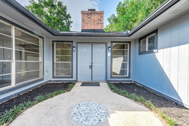 Building Photo - 3430 W Creek Club Dr