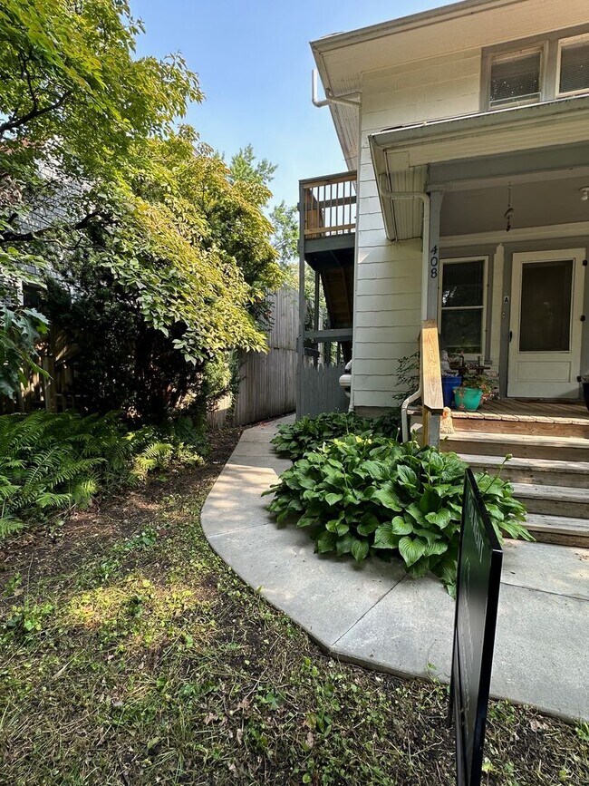 Building Photo - 408 W Illinois St