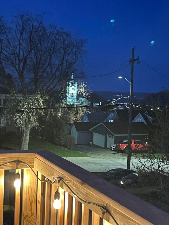 Building Photo - 309 W Washington St