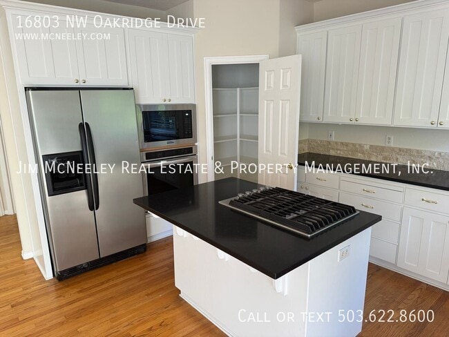 Building Photo - 16803 NW Oakridge Dr