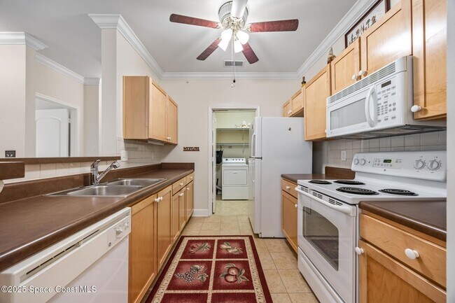 Building Photo - 6450 Borasco Dr