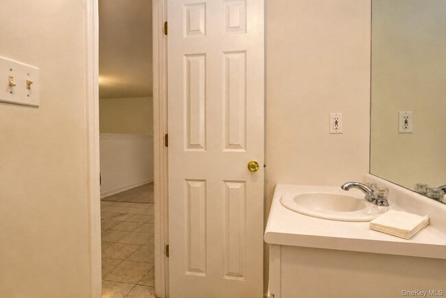 Building Photo - 263 Tamerisk Ln