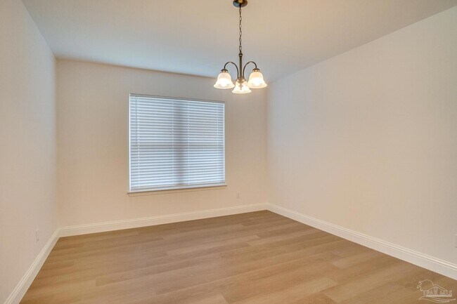 Building Photo - 4631 Northpointe Cir