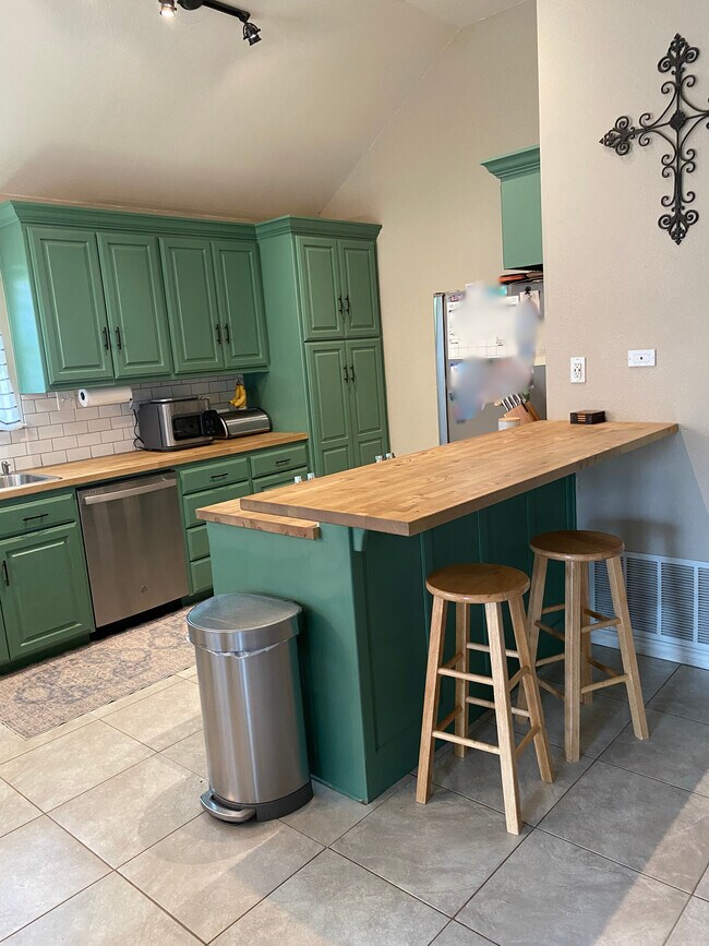 Building Photo - 11114 Marcella Cir