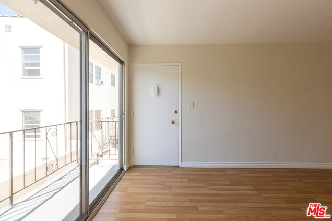 Building Photo - 1338 14th St