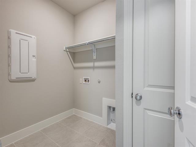 Building Photo - 8132 Legacy Trl