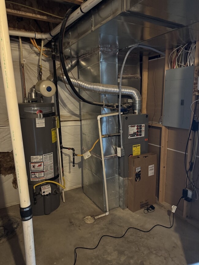 Building Photo - 890 W 110 S